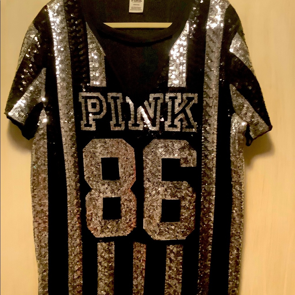 Women’s sport jersey